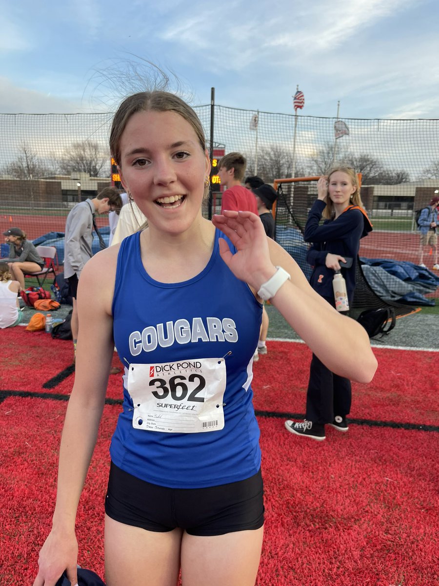 MSHeartland_'s tweet photo. Anna Todd/Vernon Hills 11:27.51- closes out the undercard section 3200m girls #DNIP22 https://t.co/pgLK3QB35y