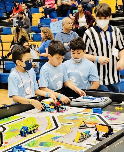cynthiaslindsay's tweet image. 🌟 Neabsco’s 4th &amp;amp; 5th @firstlegoleague Robotics Team has been working hard over the past few weeks! 💯 Today was our Competition/Fun Day! 🤖 #STEMeducation #RobotsOfTheFuture @PWCSNews @NeabscoPrincip1 @blevecchi @PaulBScott1 @dafoxsez