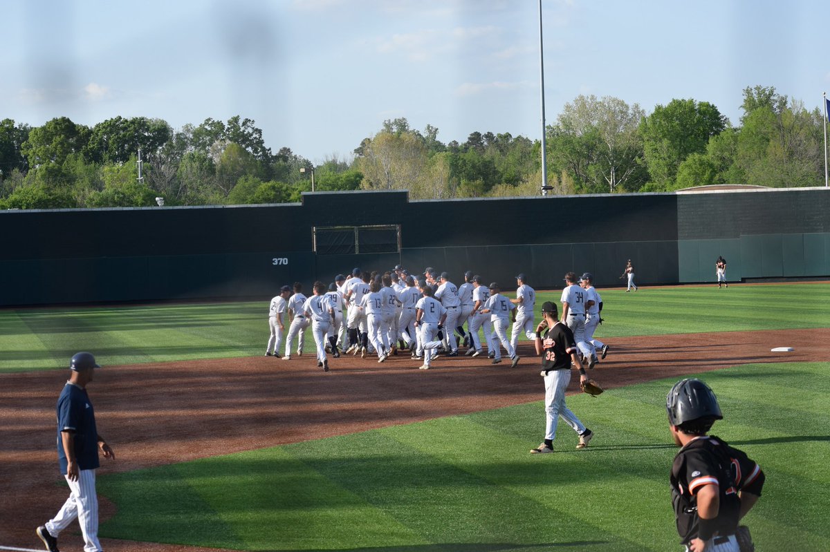 Have I mentioned lately that I enjoy baseball?