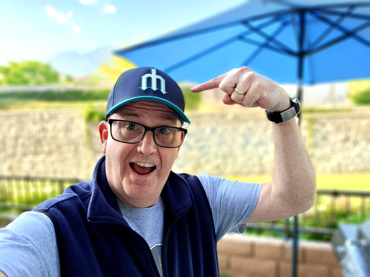USNavyFMFDoc's tweet photo. @Mariners Puget Sound boy living in Southern Cal... Thanks to @TMobile I'm getting to watch my Ms on @MLBTV #WHEREiROOT https://t.co/2h1W7cqyWN