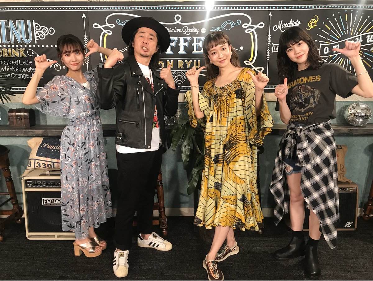 Czecho No Republic tweet media