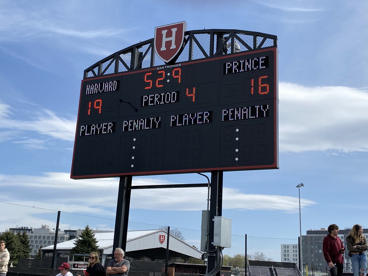 dbwilliamsbos's tweet photo. Great Alumni LAX day with teammates as Harvard beat Princeton in a back and forth game. https://t.co/K4KNPpAKgu