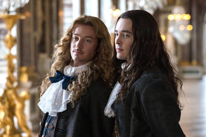 columbo221b's tweet photo. #SaveVersaillesSeries

I wanna see them😭 https://t.co/DsFn93vQko