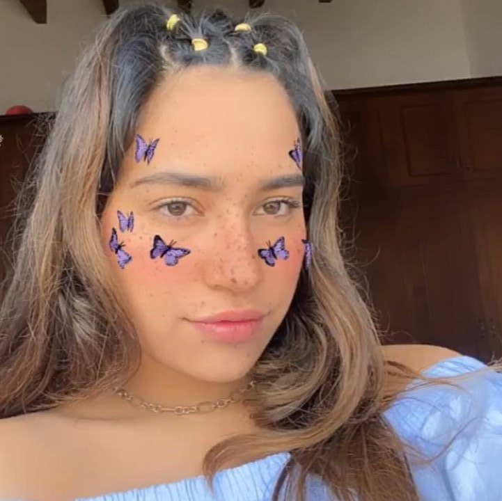 jimenacore's tweet photo. 🌸; @AshlynNuez3 y @lvsjimowie
De: anónimo 
Las quieroooo, son unas personas muy pero muy especiales he increíbles con un gran corazón que desearía proteger, no saben lo feliz que me hacen de verdad, amo tenerlas en mi vida, se merecen todos lo lindo de esta vida.

#jjstanslove https://t.co/6FYSHqXkkv