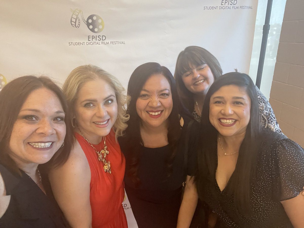 NormaMLibrarian's tweet photo. Proud to be part of the Putnam family. Congratulations to all our students that participated and to our sponsor @dirod927 @PutnamFalcons @CSanchezmunoz https://t.co/kg8rmGyTcT