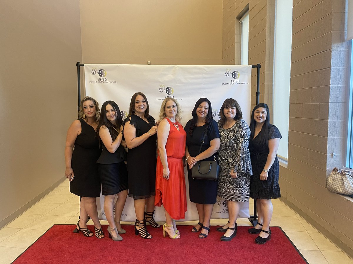 NormaMLibrarian's tweet photo. Proud to be part of the Putnam family. Congratulations to all our students that participated and to our sponsor @dirod927 @PutnamFalcons @CSanchezmunoz https://t.co/kg8rmGyTcT