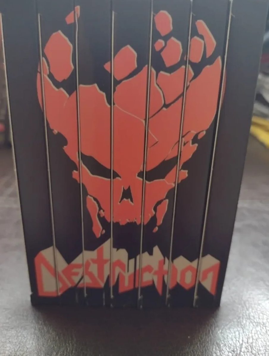 XIBILXIC's tweet photo. vamo a thrashificá la talde! cuá elegimo? 🤭🤭 🤘😠🤘 @destruction #crackedbrain #madbutcher #eternaldevastation #sentenceofdeath #Thrashmetal #Cd #cdcollection https://t.co/njyoK8Bmva