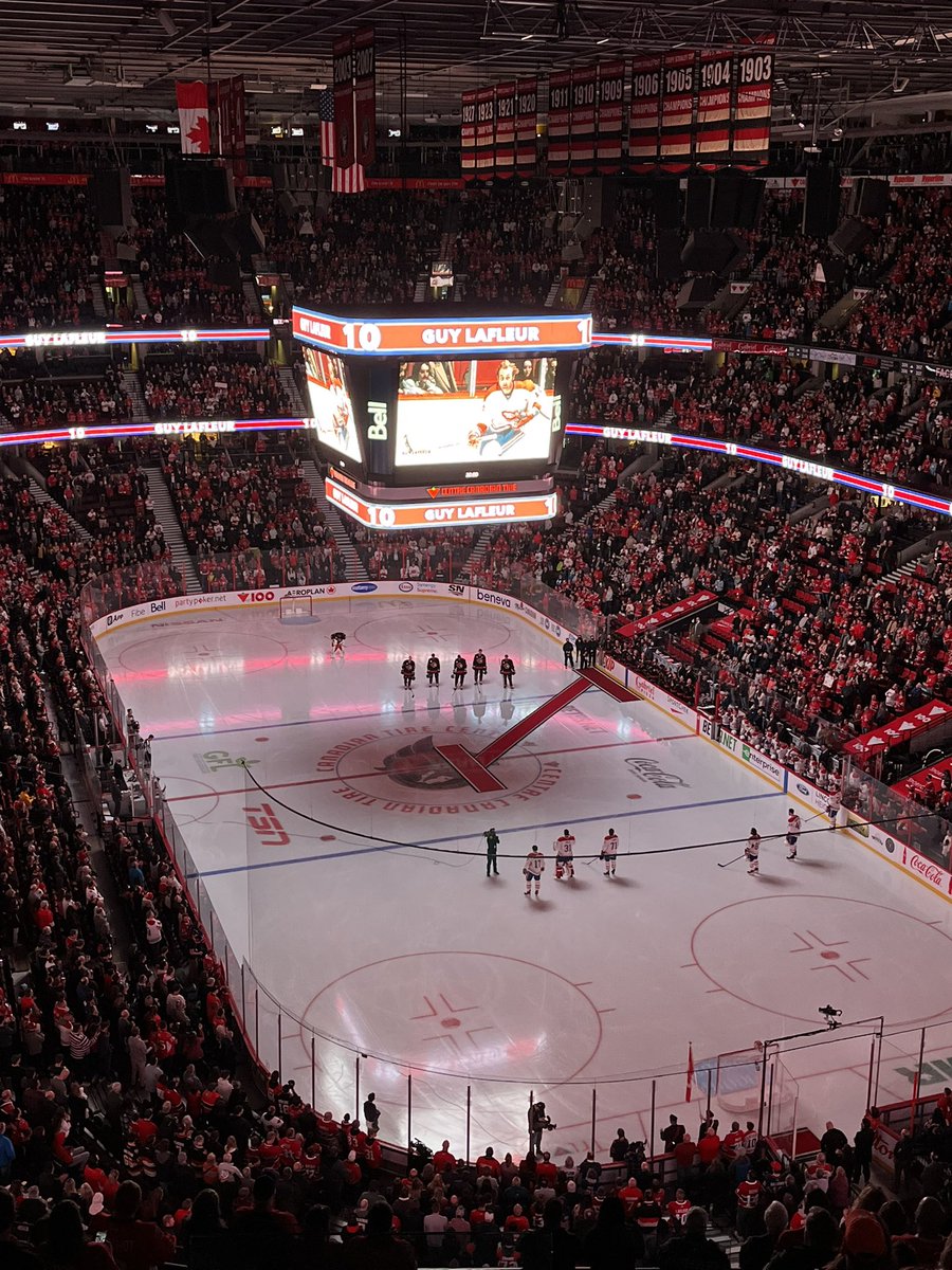 SMA_docs's tweet photo. It’s a great night for #SMARoadmap to take our @USaskMedDean Residents to an NHL game  🏒 in Ottawa after a great week 👍🏻👍🏻👍🏻at #SRPC2022 Rural &amp; Remote conference!! @Senators @CanadiensMTL @ResidentDocsSK https://t.co/JAumZrvdmN