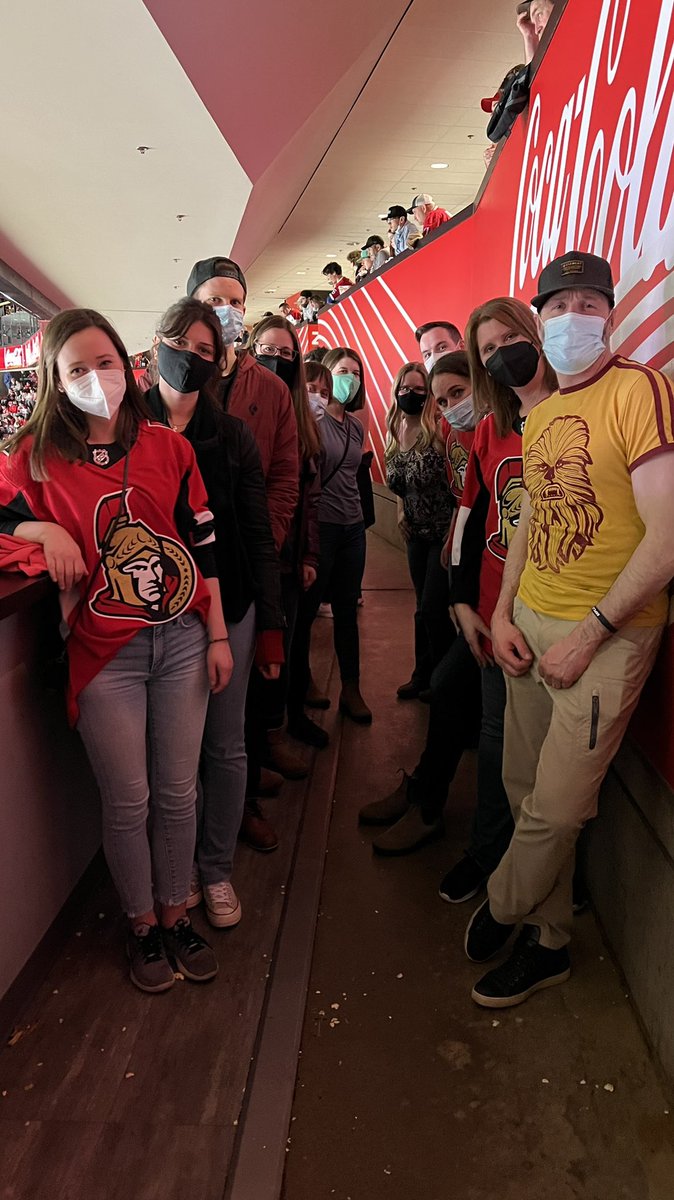 SMA_docs's tweet photo. It’s a great night for #SMARoadmap to take our @USaskMedDean Residents to an NHL game  🏒 in Ottawa after a great week 👍🏻👍🏻👍🏻at #SRPC2022 Rural &amp; Remote conference!! @Senators @CanadiensMTL @ResidentDocsSK https://t.co/JAumZrvdmN