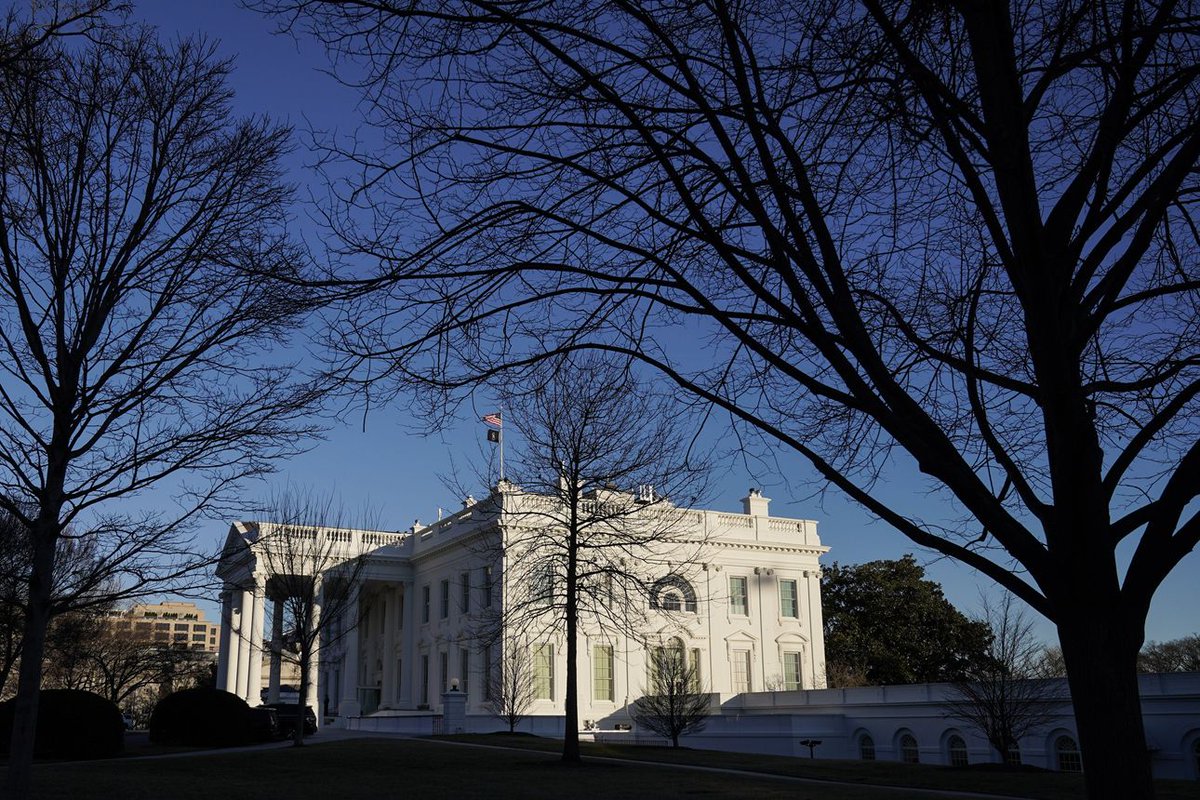 bansalravi's tweet photo. White House presents plan to fix federal customer experience https://t.co/Pnwfzq0OJD #innovation #CX https://t.co/4Jxg76hDsq