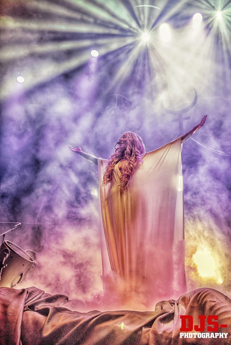 QueenMariaBrink's tweet photo. https://t.co/CGaKh346xq