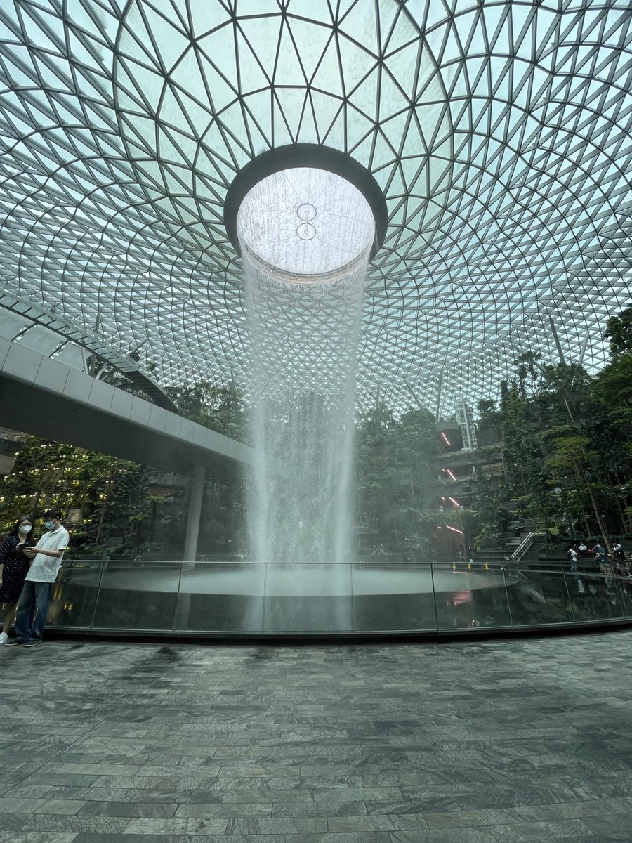 AusMeshi's tweet photo. Perjalananan 3 Hari 2 Malam ke Singapura sebagai Short-Term Visitor (Foreigners without a Singapore Long Term Pass)

Hari ini aku nak berkongsi apa perlu dilakukan dan apa dokumen wajib yang diperlukan sebelum berlepas ke Singapura. https://t.co/2EJyiLzeDi