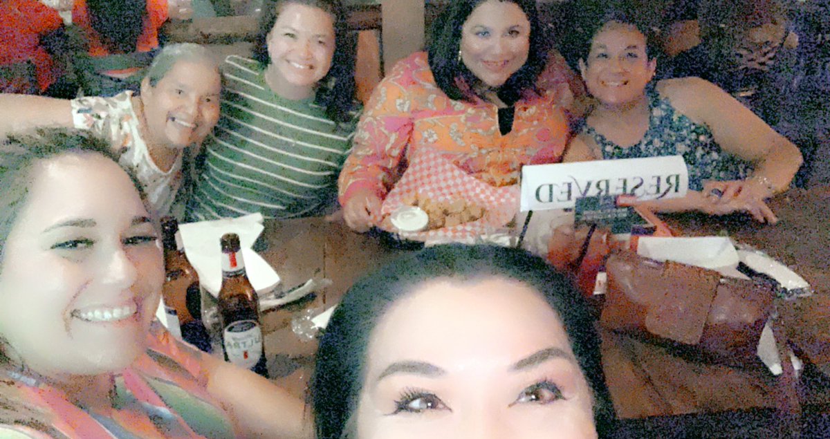 MissLinaMarie7's tweet photo. My work tribe is better than yours!! Love these girls!! https://t.co/f07sNgMC4M
