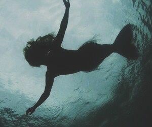 aninhax0709's tweet photo. #GwynWeek2022

• Day Seven: Free day 

      Aesthetic ninfa gwyneth... https://t.co/AOYxcs7YuB