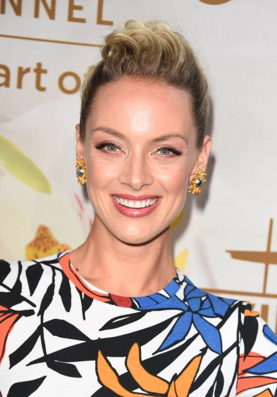 Happy Birthday Rachel Skarsten!      