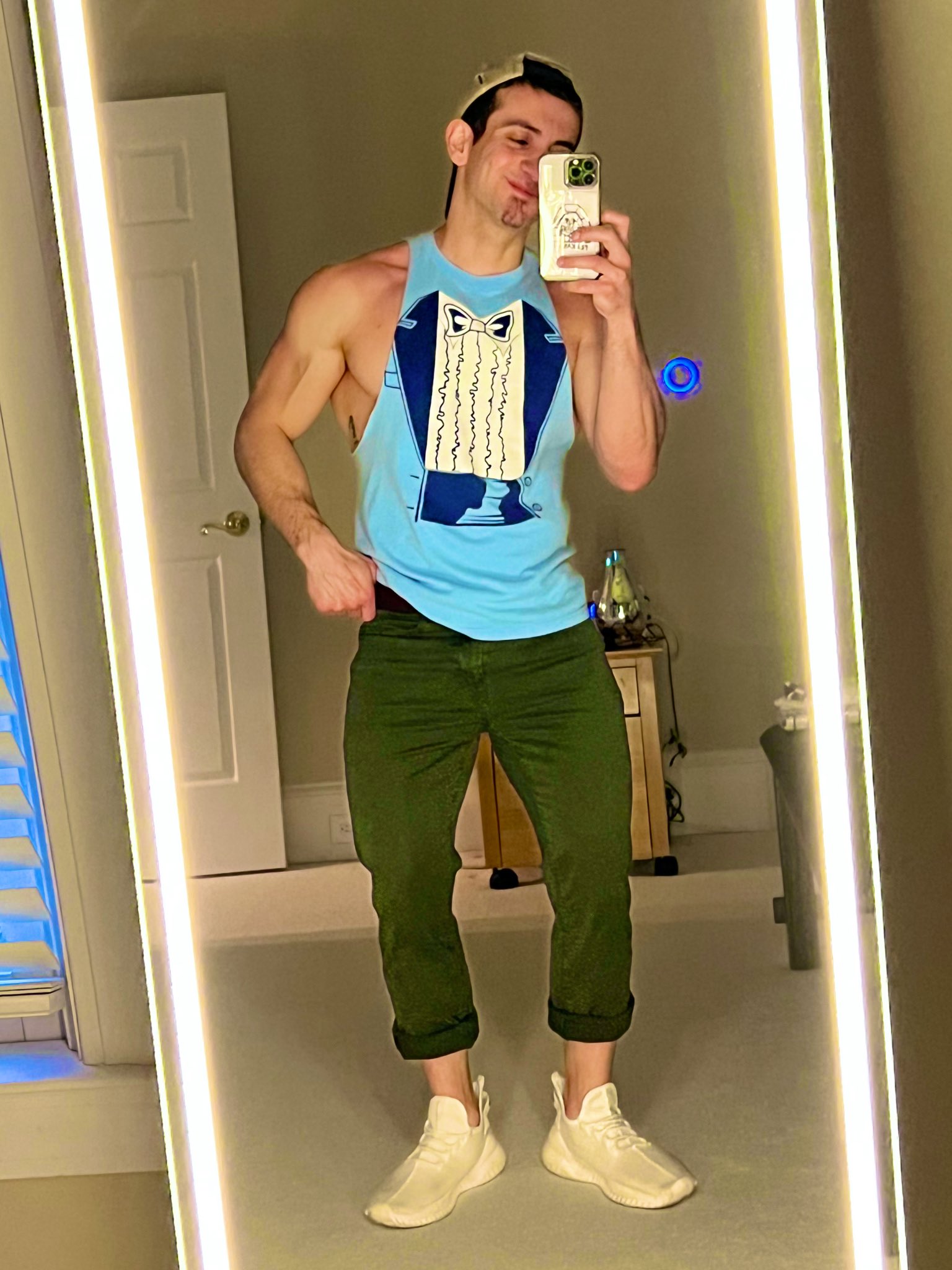 Adam on X: I call this “douchey semi-formal” 🤵🏻‍♂️.. Hope everyone has a  fun Saturday 🥳 t.colqA5NKbTRu  X