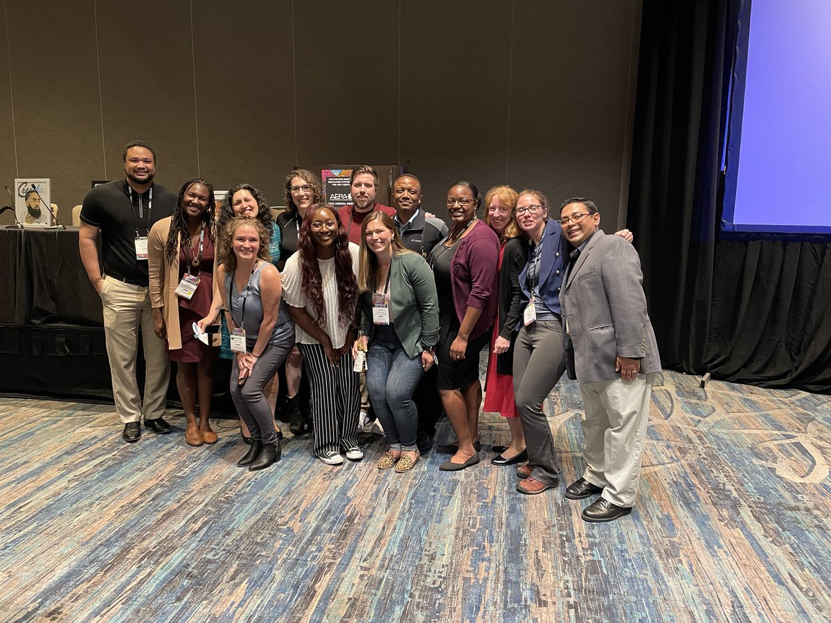 Catherine Manly (@c_manly) on Twitter photo So great to connect with the #AERA2022 <a href="/AERADivJGradNet/">Div J Grad Network</a> <a href="/AERADiv_J/">AERA Division J</a> Slack crew/writing group! In person at last!!!! So great to connect with the #AERA2022 <a href="/AERADivJGradNet/">Div J Grad Network</a> <a href="/AERADiv_J/">AERA Division J</a> Slack crew/writing group! In person at last!!!!