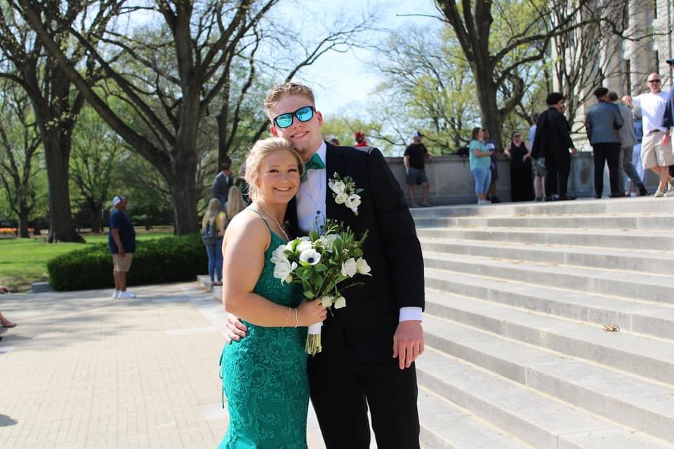 AngelaMaynor42's tweet photo. Prom 2022 https://t.co/tIWRoihRmk