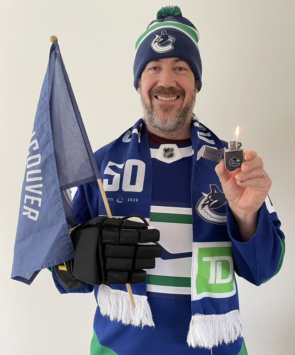 CaptScottty's tweet photo. Their playoff chances may be dimming but I’m still holding a flame for them (with my brand new #Canucks Zippo).
Can’t stop, won’t stop!
#CoconutsGo
#HockeyInAprilIsCostingMeAFortune
#AndIHaveZeroUseForACanucksZippo https://t.co/l1IdocYoND