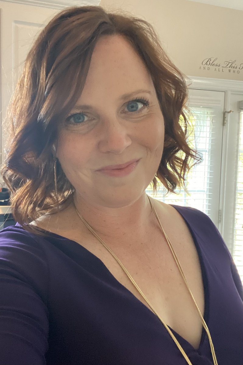 laurenm83's tweet photo. @ECU_SAD #40under40 was worth the wait. After two years, our class of 2020 was recognized along with 2021 and this year’s award recipients. It was a beautiful event and even more special to be in person with my friends and family 💜 Congrats to all of the honorees! https://t.co/O1meJ7wULW