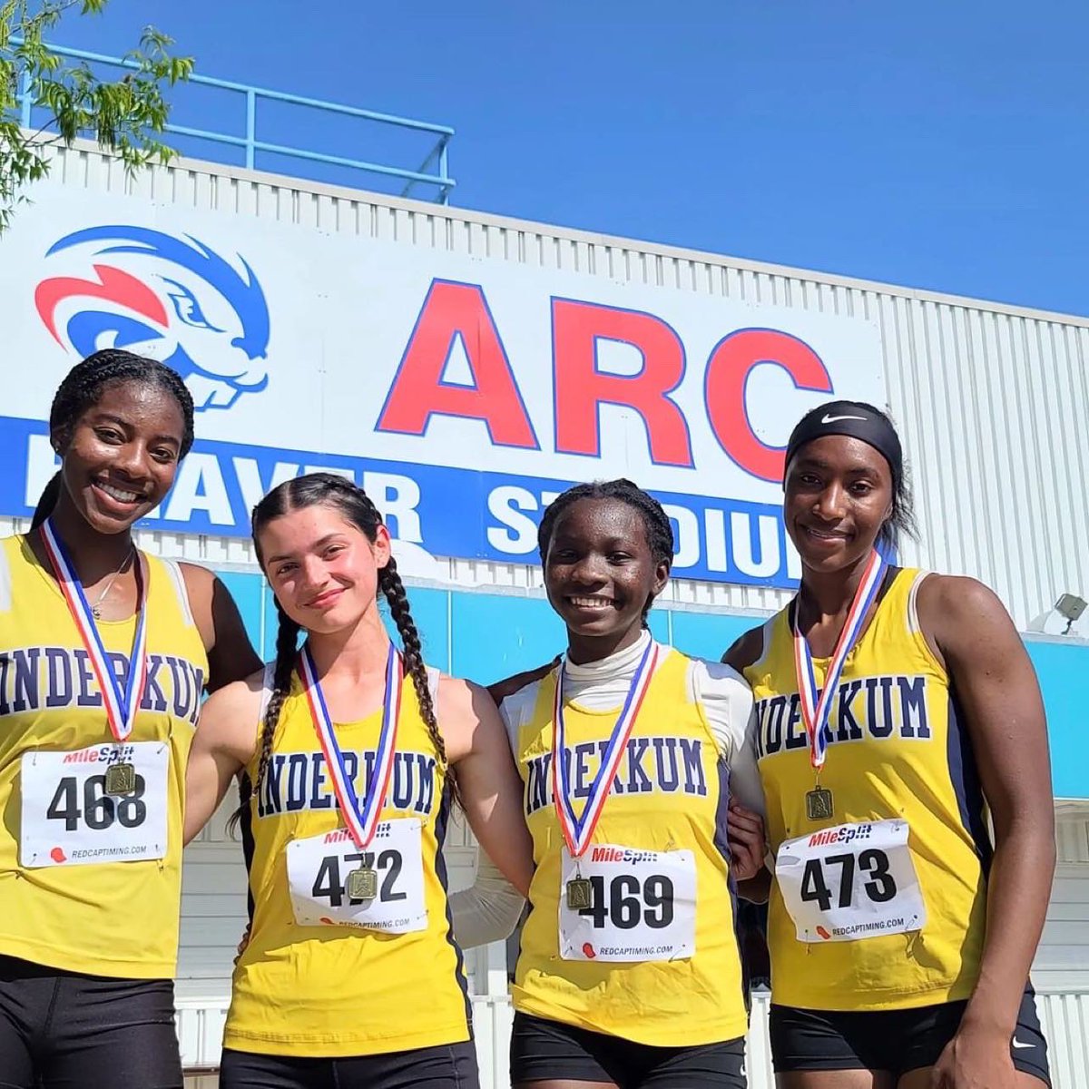 AthleticsNusd's tweet photo. #waytogotigers!! ππ½ππ½
NEW SCHOOL RECORD VG 4 x 400m relay (4:06.08) & 1st @ Sac Meet of πIt's a great day to be a Tiger. π
#ihs #ihstigerstrack #nusdstudentathletes @IHSTigerSports @NatomasUSD @natomasbuzz @SacBee_JoeD @cameronsalerno1 https://t.co/aqf41J2Tnn