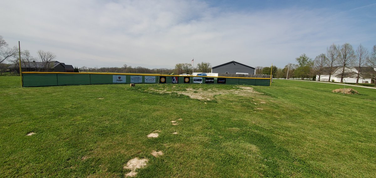 BigStrikeWiffle's tweet photo. Finished the outfield wall today. Once the grounds crew finished the grass we will be ready to play ball. https://t.co/h0cfNDGvKw