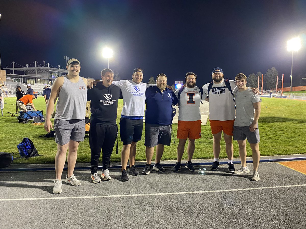 TimBeishir's tweet image. Heart is full after a special day with my guys! #ThrowsNation #StepAndStayOnTrack