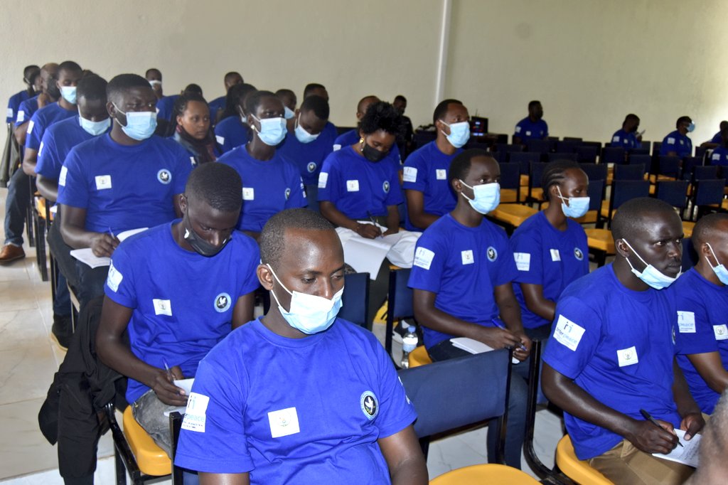 RyvcpNyagatare's tweet photo. INZIRA @RwandaYouthVol1
twahisemo;

Twahisemo kugumana ubumwe .

Twahisemo  Kubazwa inshingano 

Twahisemo gutekereza byagutse no kureba kure.

Twahisemo kuba abakorerabushake bakorera umubyeyi wacu ariwe u #Rwanda .

Kuba @RwandaYouthVol1 ni uguhitamo neza! https://t.co/i0zALiltEX