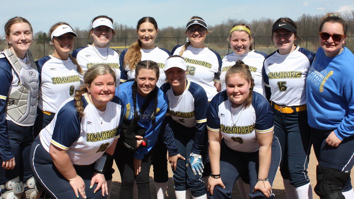 Softball got their first W of the season with a 5-4 win over NJCAA DIII No. 5 Owens Community College today.

LCCC broke up a tie in the top of the 7th and won behind great defense and pitching of Payton Regal.

Softball will host Edison St tomorrow at 1pm at Avon High School