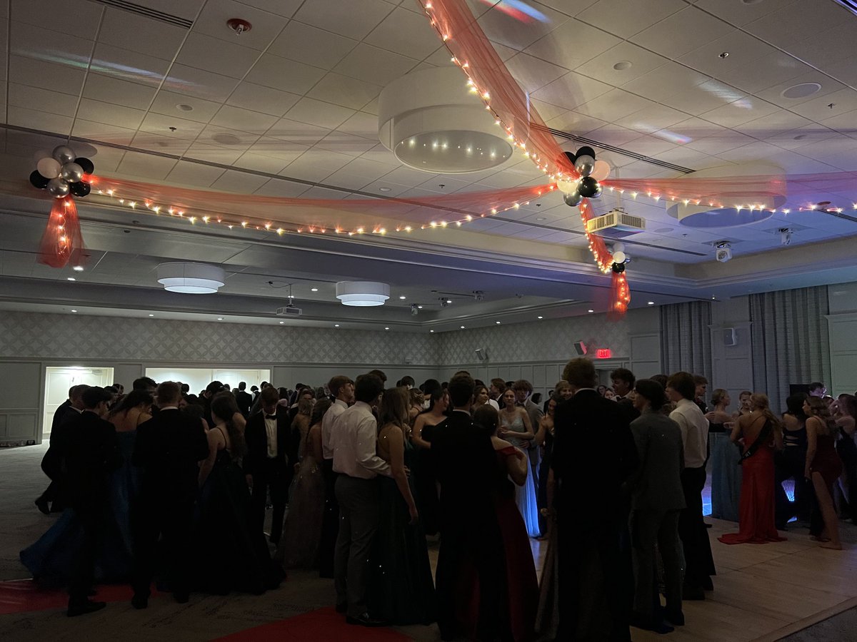 RossRams1's tweet photo. As we wrap up another Prom at ⁦@miamiuniversity⁩, special shout out to Mrs. Muller, Mrs. Thompson &amp; our chaperones for planning &amp; hosting such a great event.  Congrats to our 2022 Prom King &amp; Queen - Dalton Johnson &amp; Chloe Adams! #GoRams #AllHail #RossBetterTogether https://t.co/CuWXNs5Yny