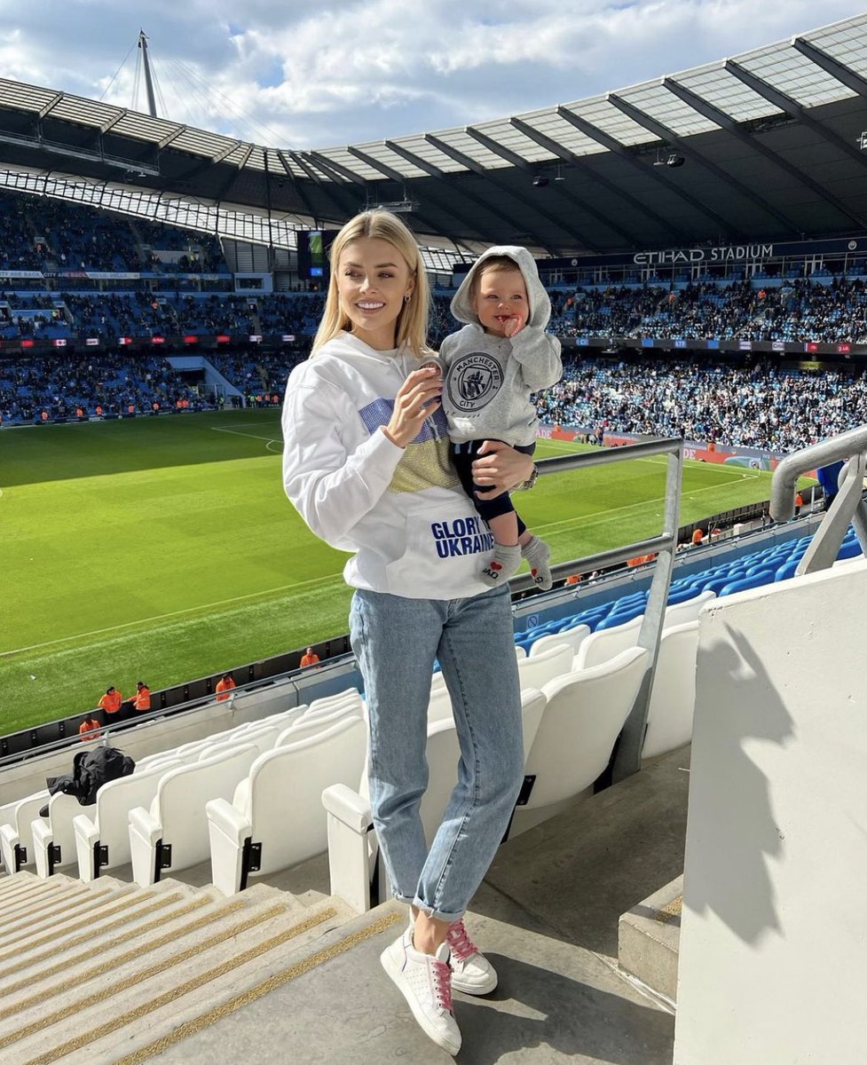 FWagsKids's tweet photo. Vlada and Eva Zinchenko at Etihad Stadium ❤️
Pic: Vlada Zinchenko
#alexzinchenko #oleksandrzinchenko #vladazinchenko #vladasedan #evazinchenko #manchestercity #manchestercityfc #mancity #manchestercitywags #manchestercitykids https://t.co/FiZBWSg57I