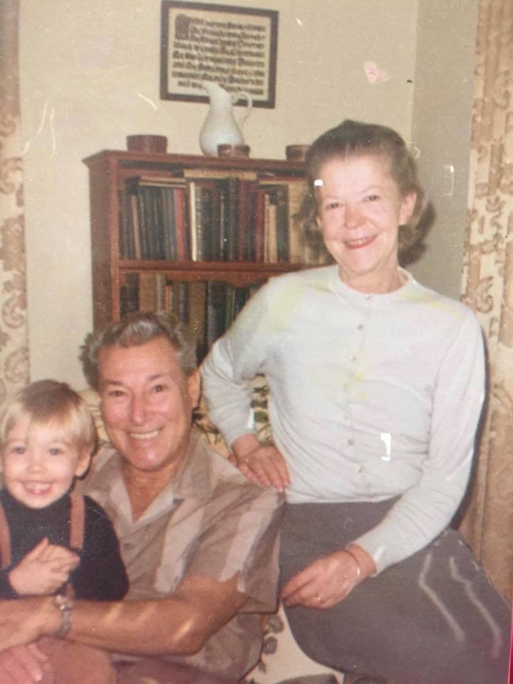 MitchHorowitz's tweet photo. Neville and family in New York c. mid 1960s. https://t.co/JwQeIMz9A0