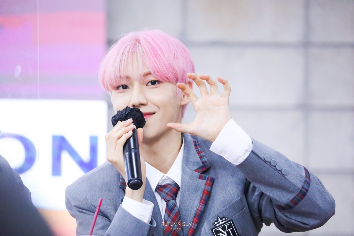 220423 #YOUNITE 메이크스타 팬싸 
🤚🏻
#이은상 #은상 #Eunsang