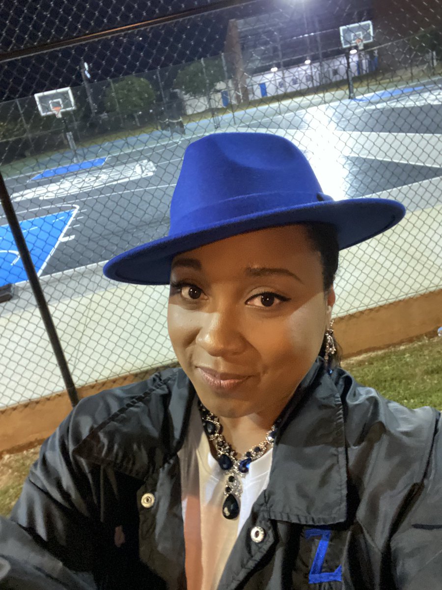 advocate_1's tweet photo. It felt ‘sooo sweet’ to be with a few of my LSs for our ZETAversary💙🤍! 22 years ago today…I became that much #FINER! 
#11 Royal BLUE DYNASTY ‘00 #OmegaBeta #TheFINER #zetaphibetasororityincorporated🕊💙💙💙💙💙 https://t.co/i1MBmT987P