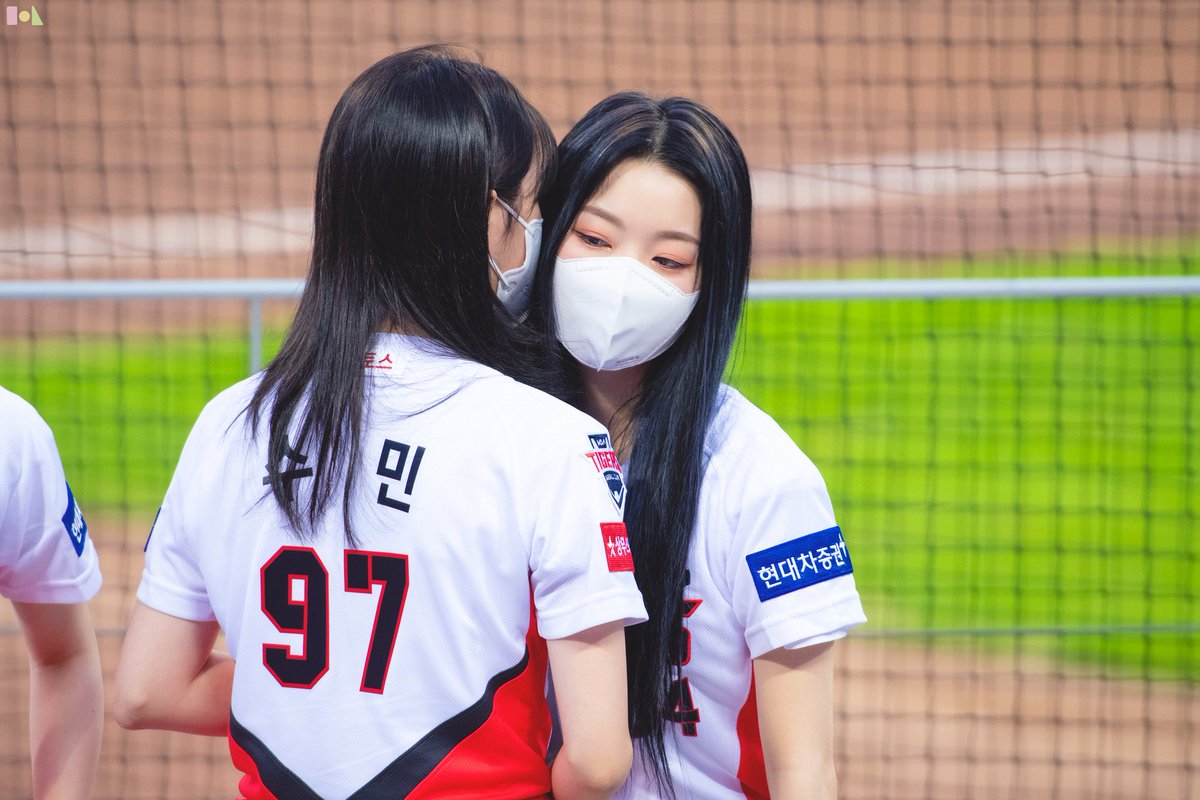 illu_light's tweet photo. 현이 생일축하해🥳🥳🥳

#드림노트 #Dreamnote #유아이 #YOUI #김지현

@iMe_Dreamnote https://t.co/mllUj42VWI