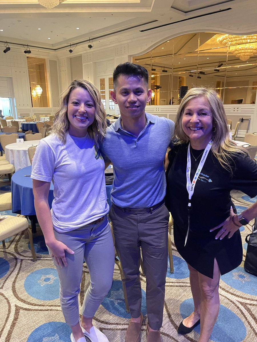 Amber_EdTech's tweet photo. We had the absolute best time showcasing @PearDeck at the #LEETS22 conference ! Thanks to the @ITI_LAUSD for such a fantastic weekend ! Until next time #LAUSD ! 💚 https://t.co/SQf3eeHxfz