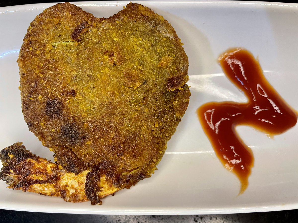 dil_cook's tweet photo. Heart shaped prawn cutlets from our home kitchen! Recipe is available on YouTube 😋😋❤️❤️
https://t.co/FKvFvDZJXy https://t.co/lVlFA4mldi