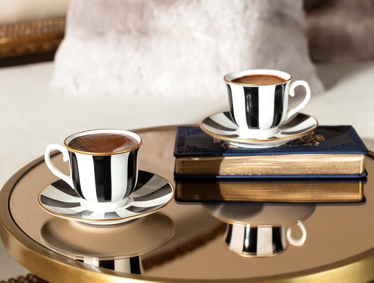 🎁HEDİYE ZAMANI🎁 
Bayram hediyeniz bizden! Kahve keyfinizi yeniden yorumlayacak Orient Lena 2 Kişilik Kahve Fincan Seti hediye ediyoruz💕