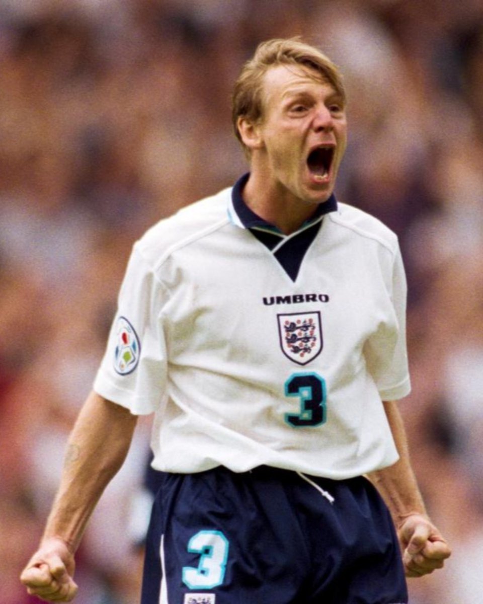 Vintage Football Shirts tweet media
