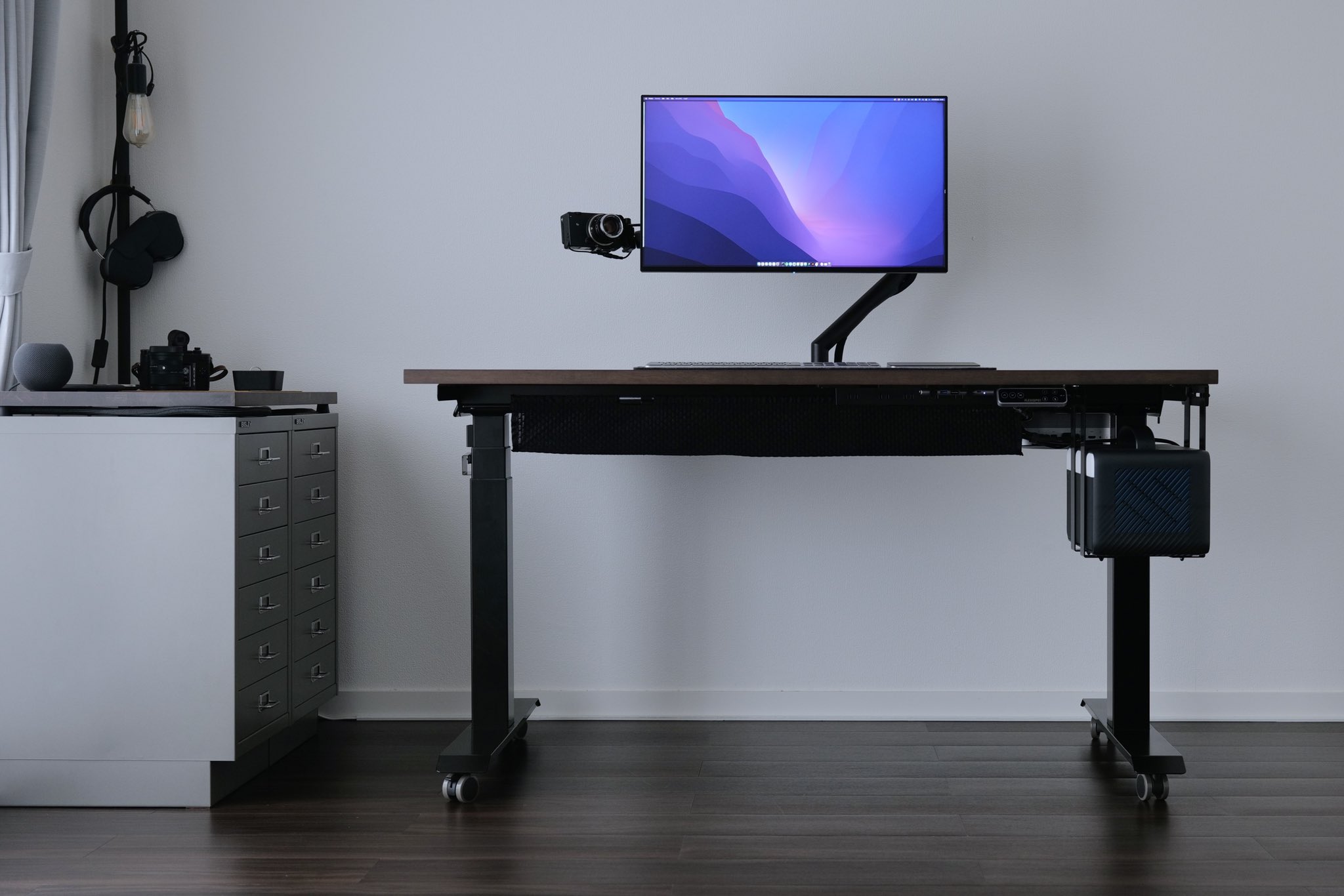 MacStudio対応 デスク下吊下げPCラック デパソコンスタンド