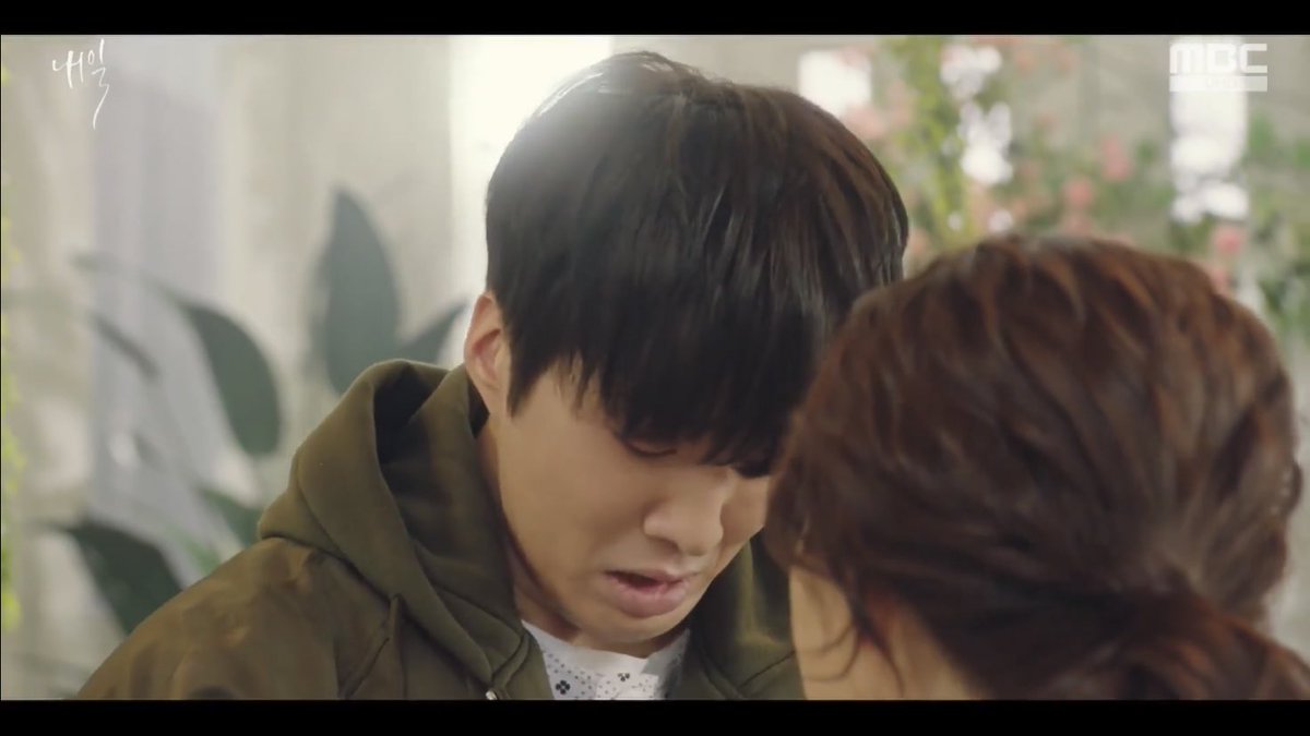 monarch_018's tweet photo. #TomorrowEp5 

Na-Young to Woo-Jin:

‘You’ll wait for me there, and I’ll wait for you here.’
And when we meet again I want you to bring me the most beautiful flower from your tree’ 🥺

#LeeNoah #KANGSEUNGYOON https://t.co/KuAczGtWaD