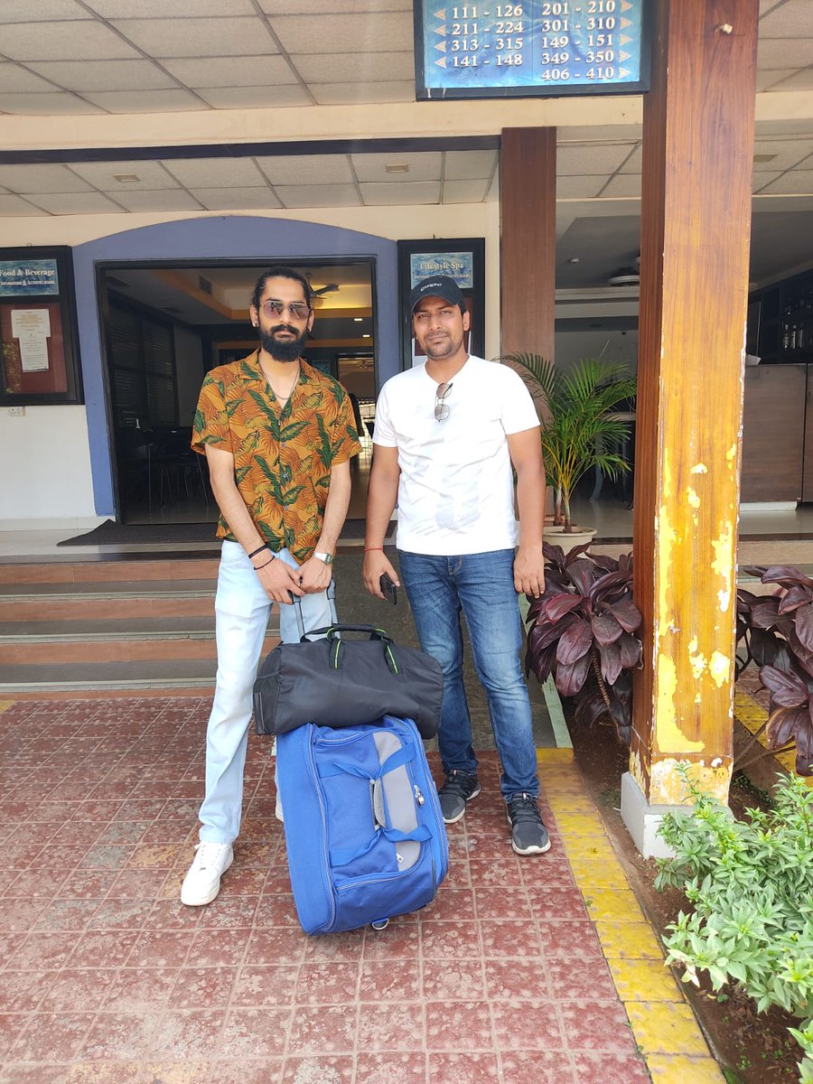 AAPNAInfotech's tweet photo. The time has come to bid "Good Bye" to the beautiful, magical Goa. AAPNA Commandos are all set to leave to their respective cities.
#goatrip #annualdaycelebration #annualday2022 #annualfunction #annualday #AAPNA #officetrip #team #byebyegoa #flyingoff #missyougoa https://t.co/tMhdezx5k5