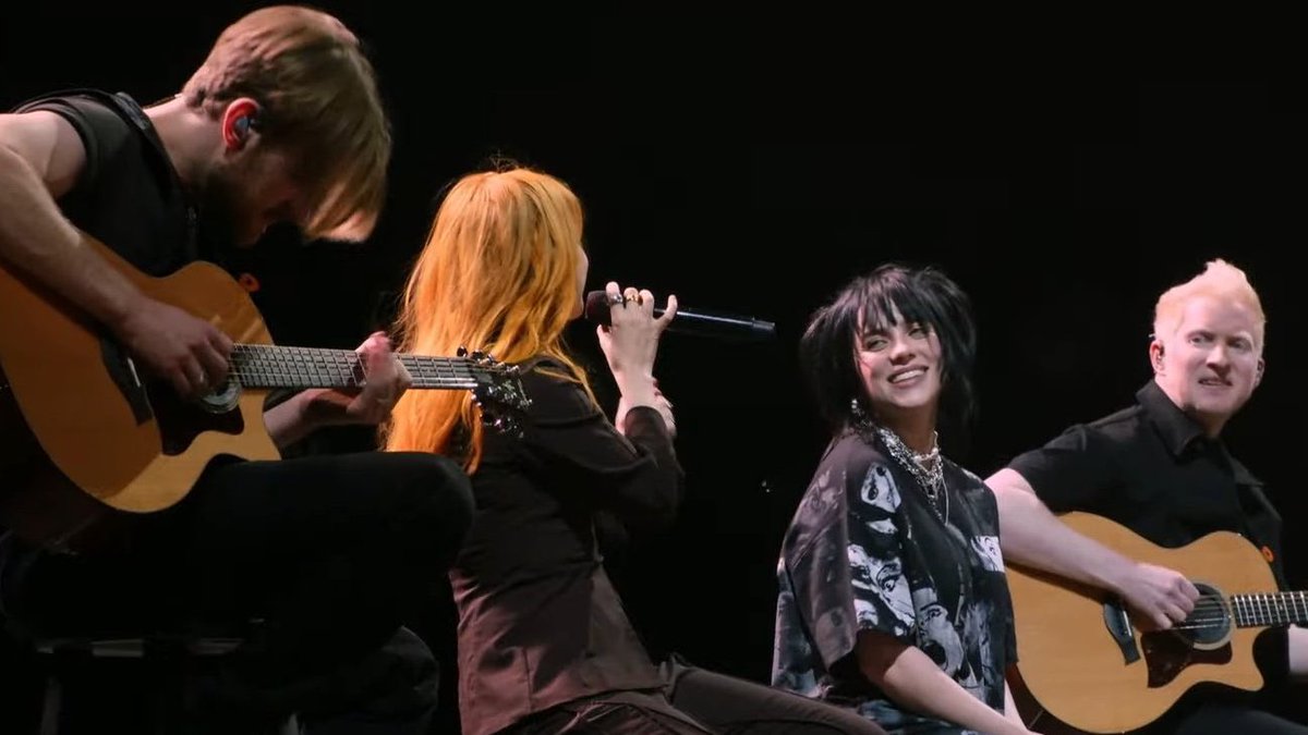 Pop Crave tweet media