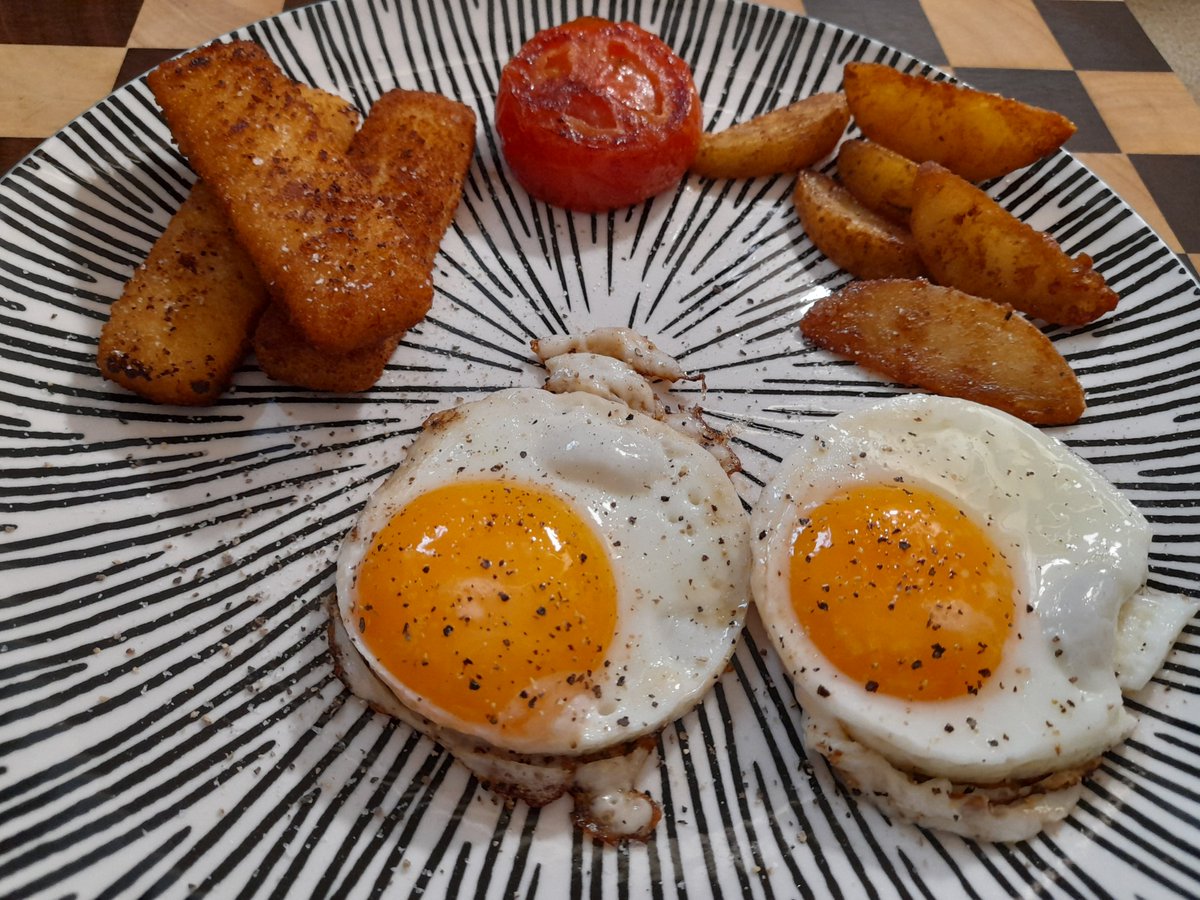 OnDaBall5's tweet photo. First fair meal in near 2 weeks #FuRona so far so good~ little steps~ https://t.co/A6Cvig6Uir