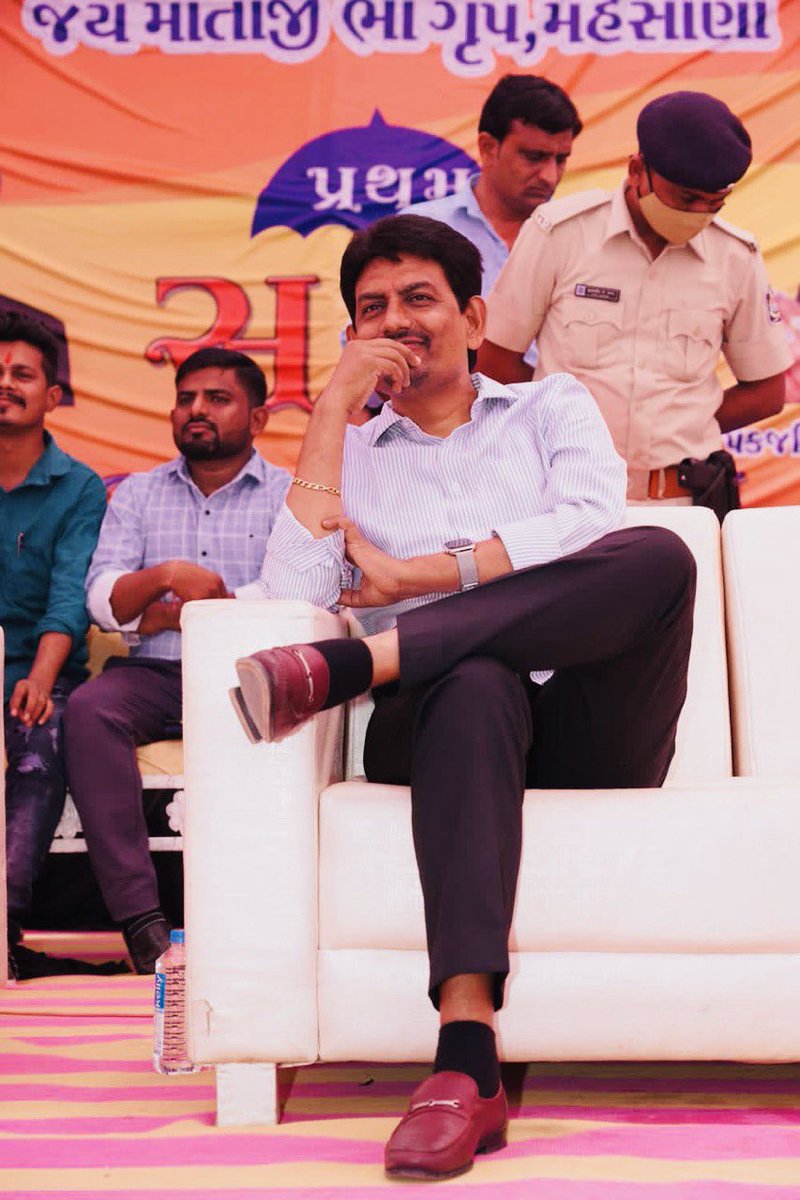 AlpeshThakor_'s tweet photo. Gujarat Kshatriya Thakor Sena attended a community wedding organized by Mehsana city

 Best wishes for a happy married life to all the newlyweds https://t.co/BOgK17VbIk