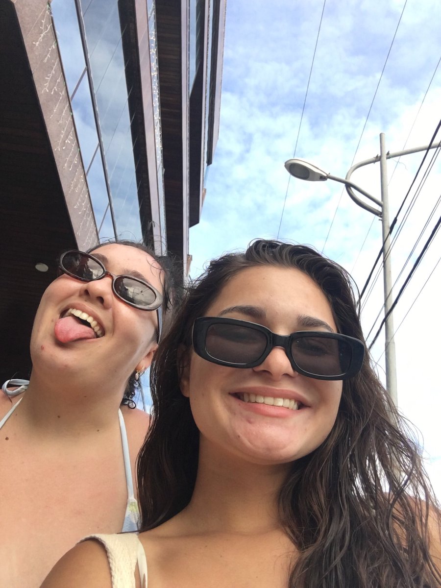 94smdicine's tweet photo. te amo amiga https://t.co/jXXzGw0E08