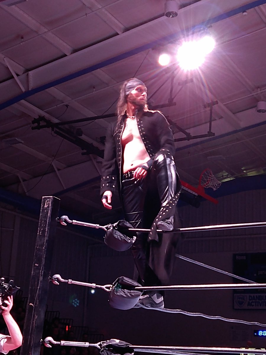 ovi_hhwshow's tweet image. #SpringSlam He is back!!!

@LS_Youngblood