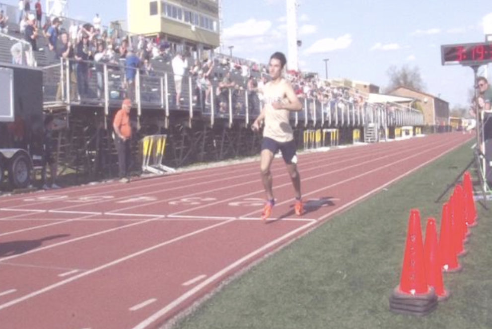 ButlerTandF's tweet photo. 57th Butler Invitational:  How about the day Butler’s Guinness Brown had-Three Golds! Won 400 at 48.61, team won 4x1 Relay at 42.66 and  he anchored the 4x4 to a 3:19.20-his split 48.30!  You could say that he had a MVP day! Great running, great leader!  ⁦@PennTrackXC⁩ https://t.co/n8ZLQdIg41
