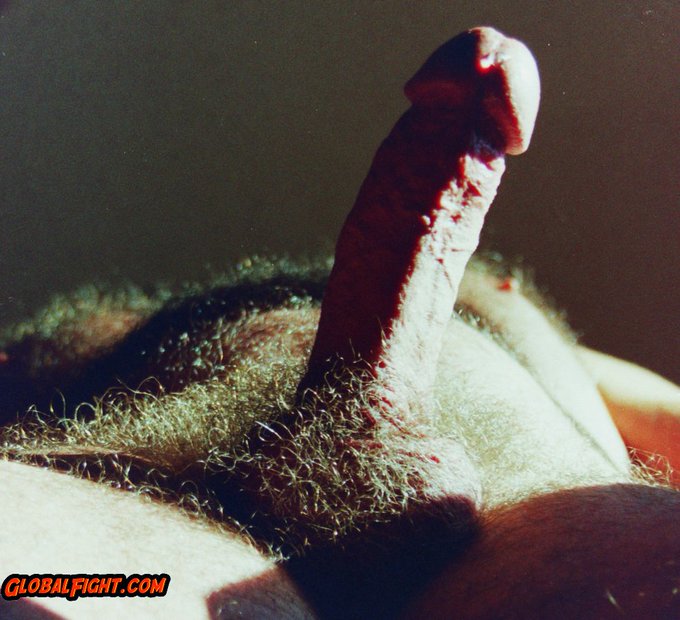 1 pic. Nude Daddybear VIEW HIS DAILY JERKOFF VIDEOS on his home page at https://t.co/oAwhABJ0gw  -- 