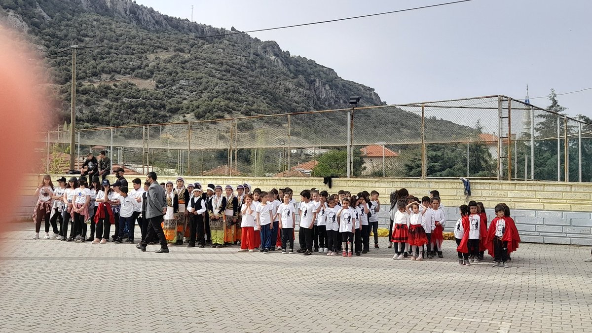 23 Nisan Ulusal Egemenlik ve Çocuk Bayramı okulumuzda çoykuyla kutlandı.

Güzel program için Değerli Öğretmenlerimize, Sevgili Öğrencilerimize, Kıymetli Misafirlerimize  teşekkür ederiz.